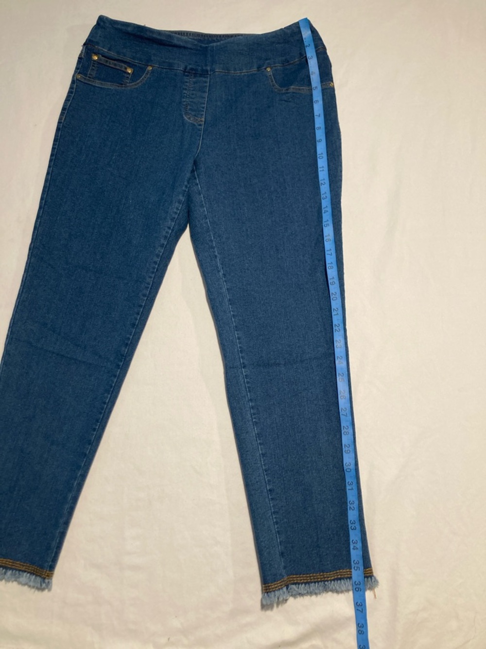 Ruby Rd. Dark Blue Cropped Stretch Denim Jeans (Item No. R23) - Picture 4 of 10